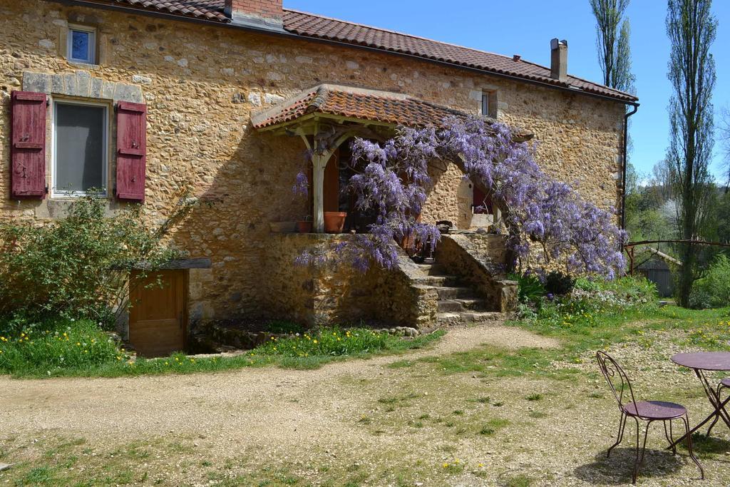 La Ferme De Cagnolle Saint-Amand-de-Belvès Exterior photo